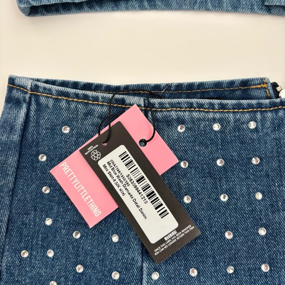pretty little thing two piece denim set - Picture 3 of 6